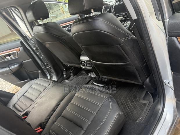 Honda CR-V 2022 Silver