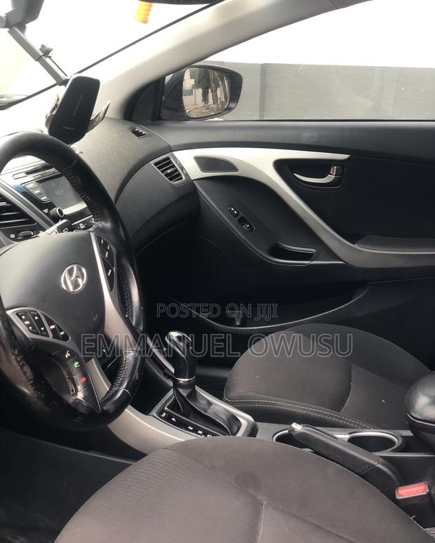 Hyundai Elantra 2016