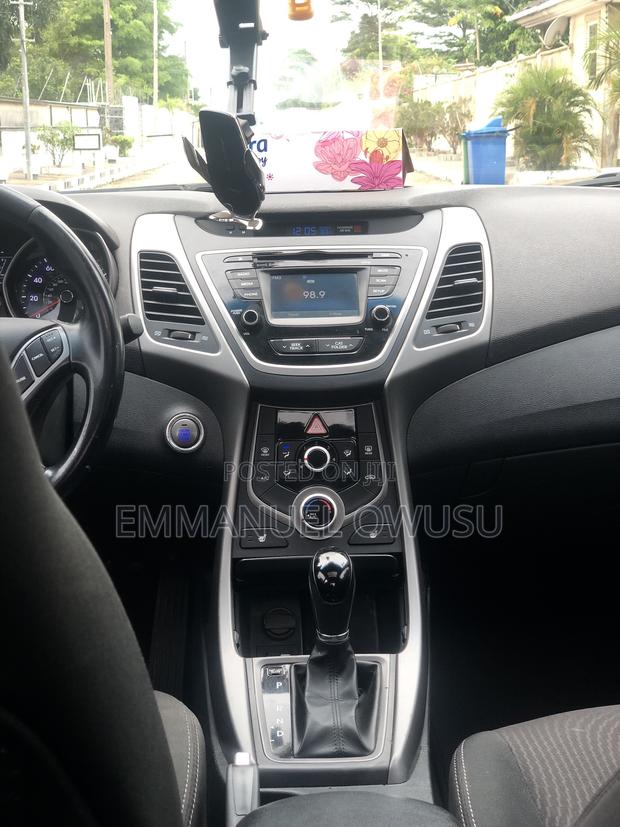 Hyundai Elantra 2016