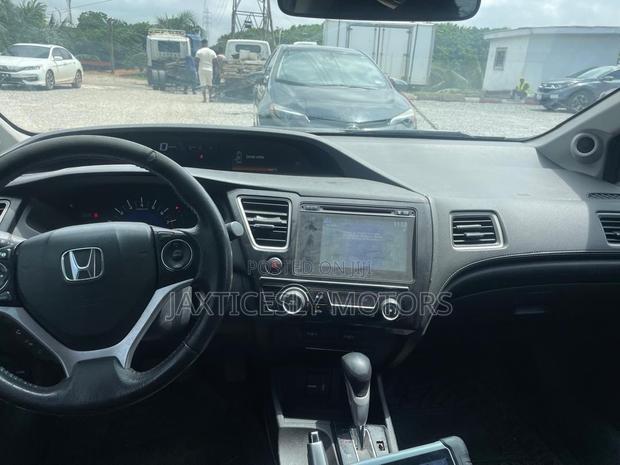 Honda Civic EX-L 4dr Sedan (1.8L 4cyl CVT) 2015 Gray