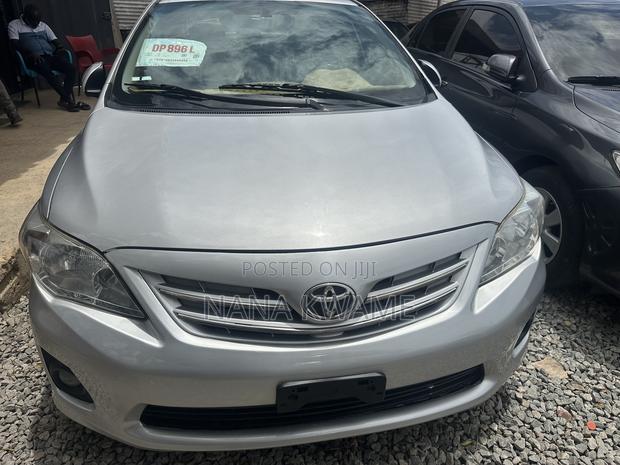 Toyota Corolla L 4dr Sedan (1.8L 4cyl 5M) 2013 Silver