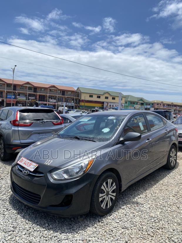Hyundai Accent SE Sedan 2016 Silver