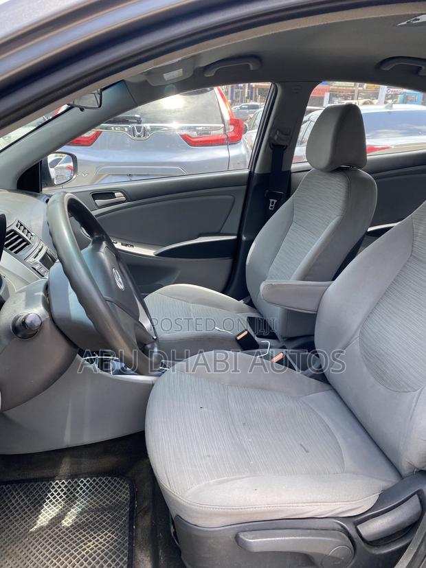 Hyundai Accent SE Sedan 2016 Silver