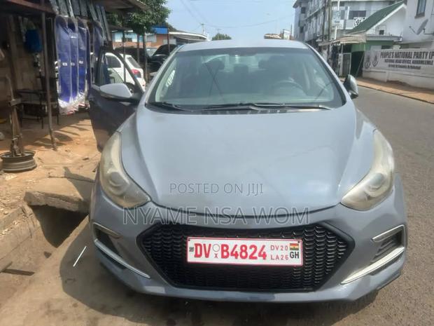 Hyundai Elantra 2013 Silver