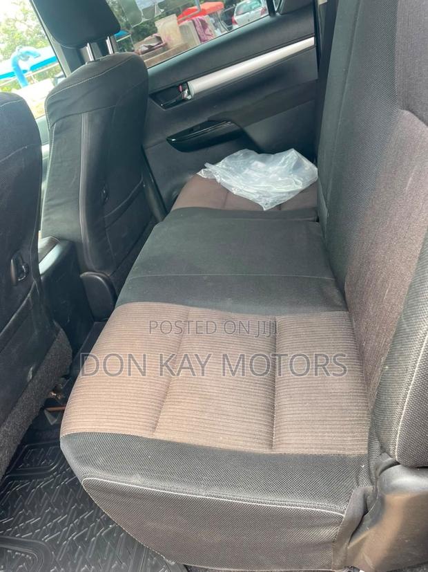 Toyota Hilux Revo Double Cab Deisel 2.4 AWD 2018 Gray