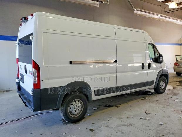 RAM Promaster 2500 2019 White