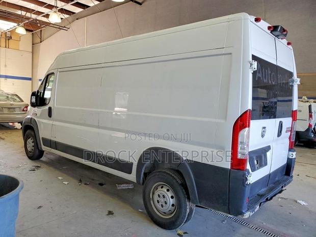 RAM Promaster 2500 2019 White