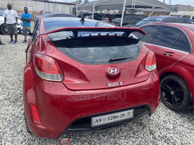 Hyundai Veloster 2013 Red