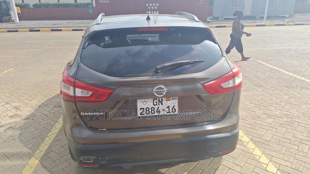 Nissan Qashqai 2016 Gray