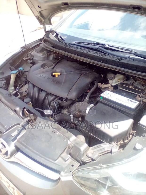 Hyundai Elantra 2013 Gray