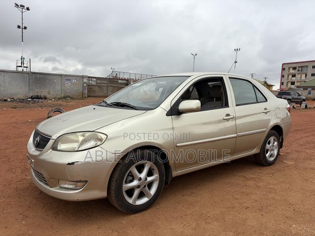 Toyota Vios 2009 Gold