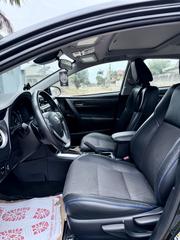 Toyota Corolla SE (1.8L 4cyl 6M) 2019 Black for sale