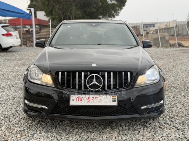 Mercedes-Benz C250 2013 Black