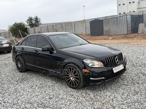 Mercedes-Benz C250 2013 Black