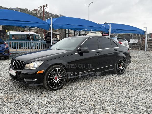 Mercedes-Benz C250 2013 Black