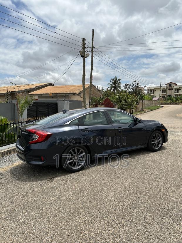 Honda Civic EX-L 2021