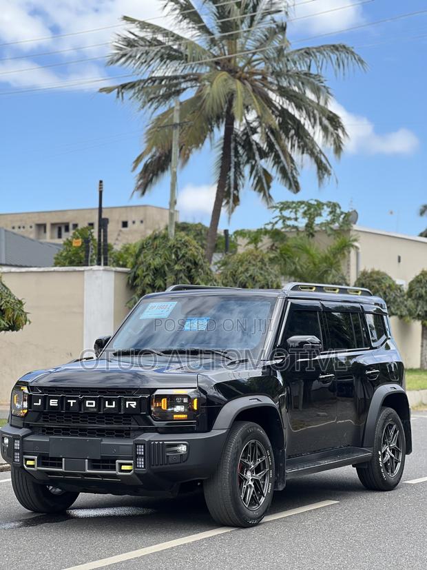 Jetour T2 2.0 Petrol AWD 2024 Black