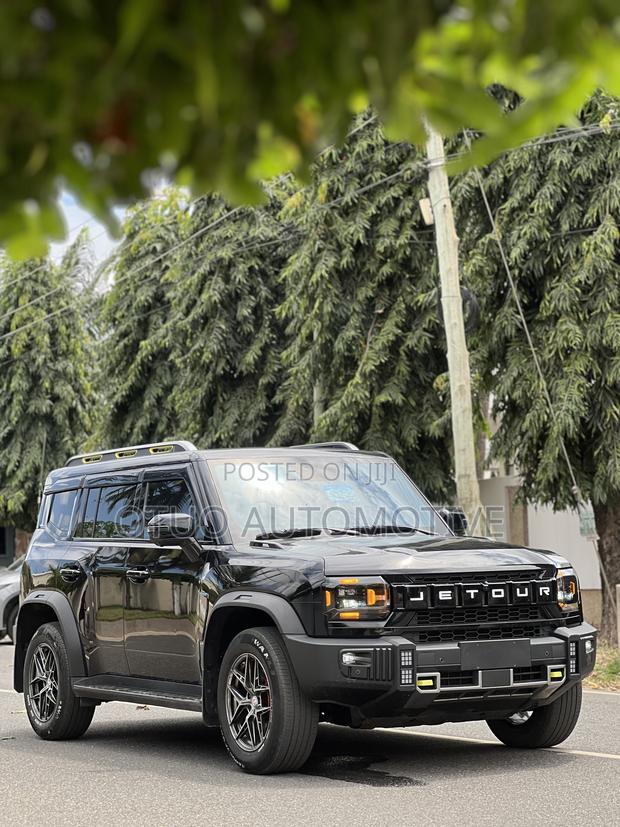 Jetour T2 2.0 Petrol AWD 2024 Black
