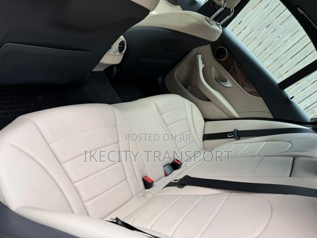 Mercedes-Benz C300 Base 4Matic Coupe AWD (2.0L 4cyl 7A) 2017 Blue