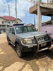 Nissan Hardbody 2012 Gray for sale