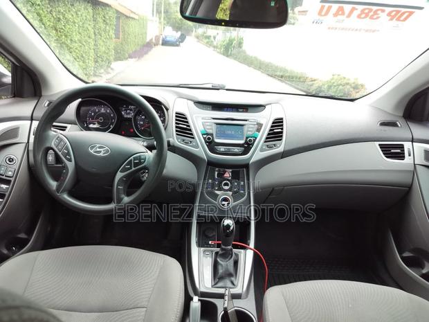 Hyundai Elantra 2016 White