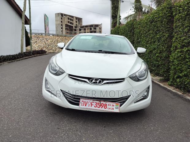 Hyundai Elantra 2016 White