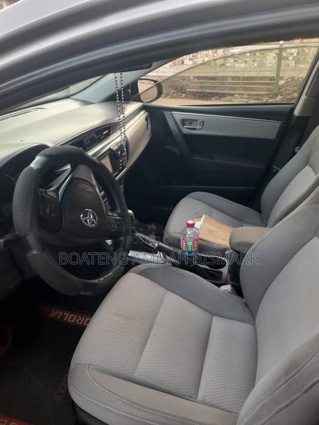 Toyota Corolla 2015 Gray