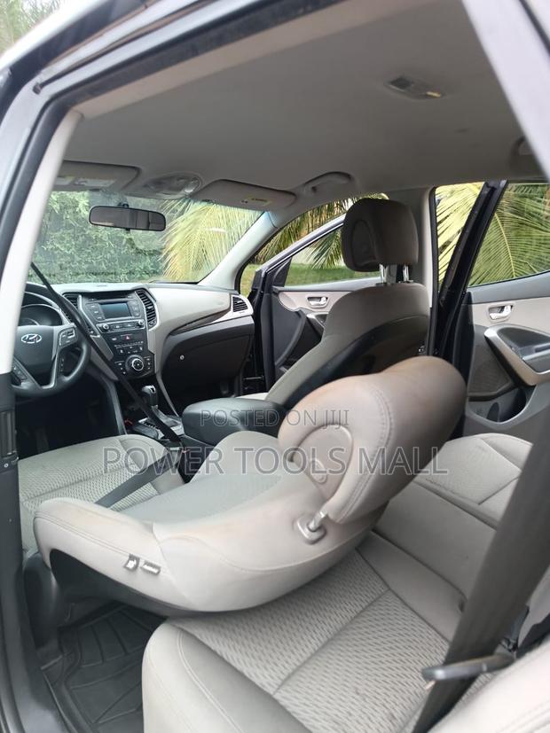 Hyundai Santa Fe 2017 Black