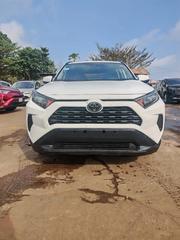 Toyota RAV4 LE AWD 2019 White for sale