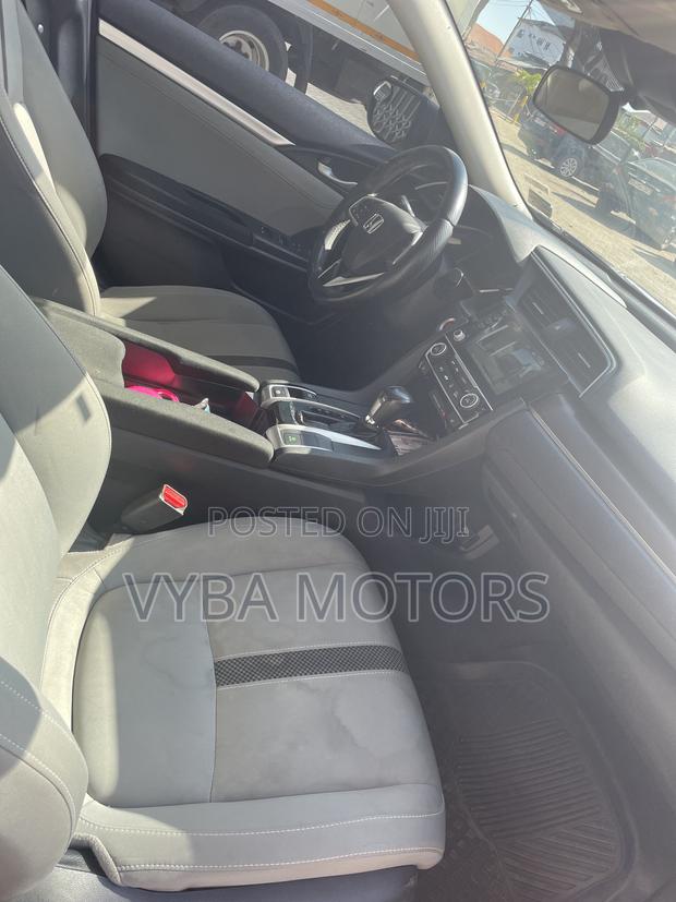 Honda Civic EX 2021 Gray