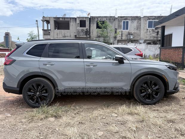 Honda CR-V 2024 Gray