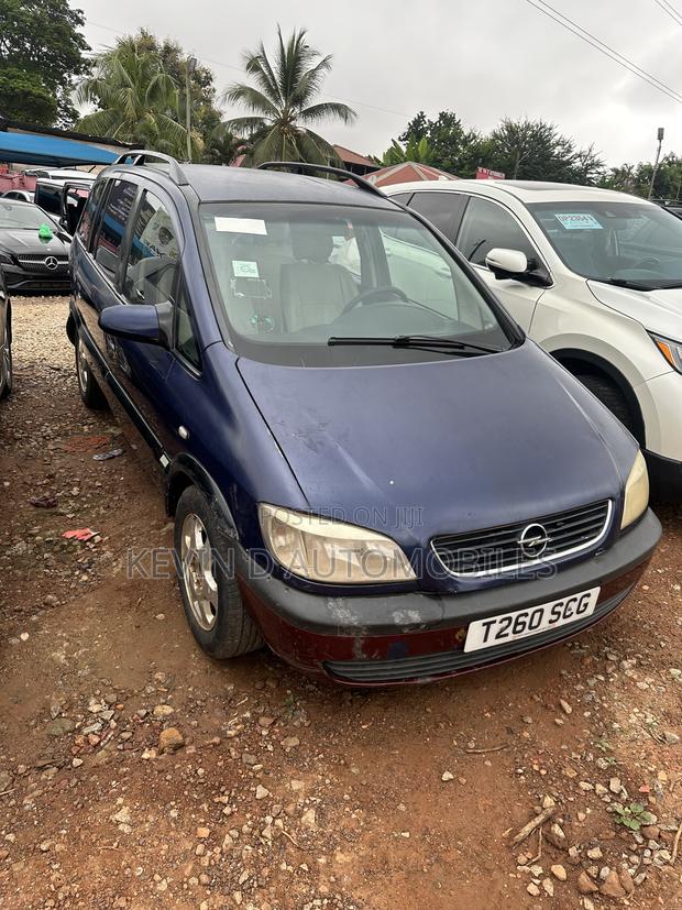 Opel Zafira 2002 Blue