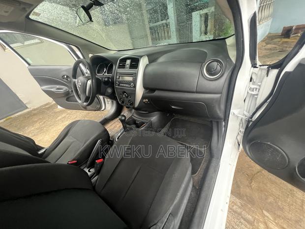 Nissan Versa 1.6 S+ 2016 White