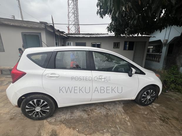 Nissan Versa 1.6 S+ 2016 White