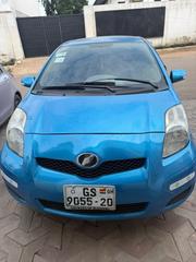 Toyota Vitz 2010 Blue for sale