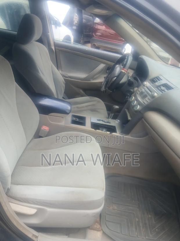 Toyota Camry 2009 Gray