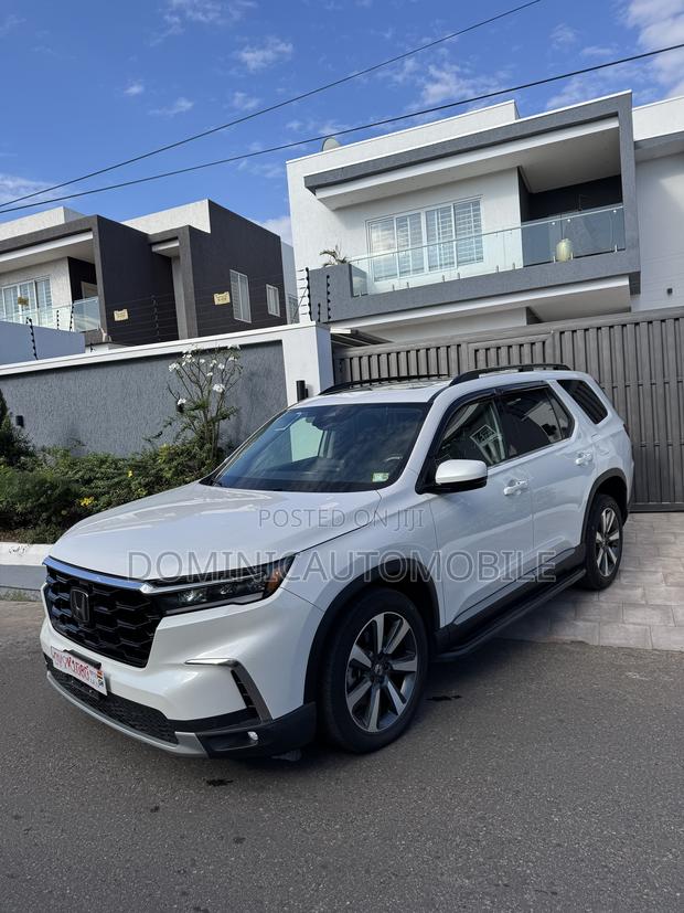 Honda Pilot Touring+ AWD 2025 White