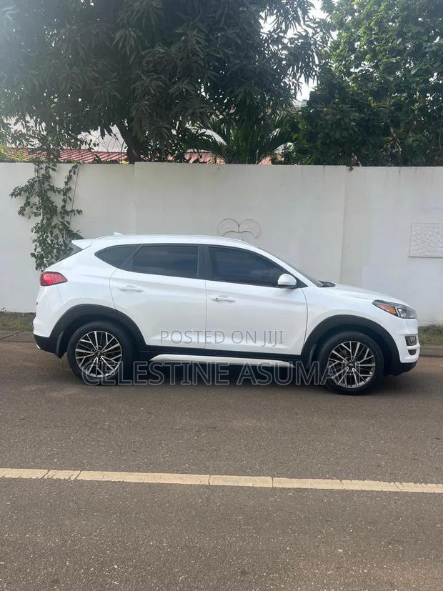 Hyundai Tucson SE FWD 2019 White