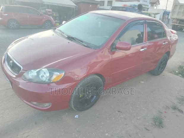 Toyota Corolla 2006 Red