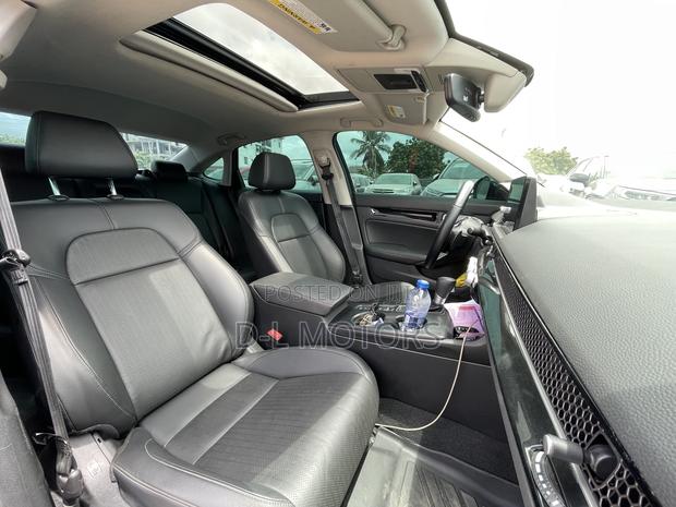 Honda Civic Touring CVT 2024 Black