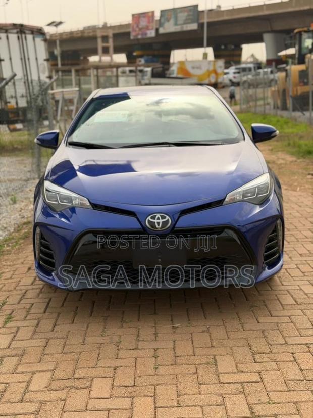 Toyota Corolla 2017 Blue