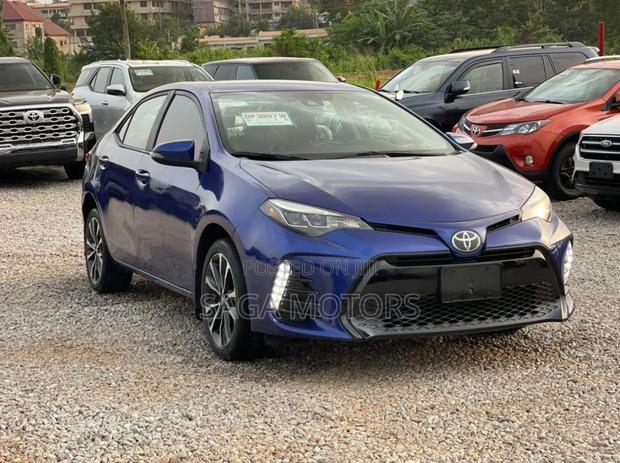 Toyota Corolla 2017 Blue