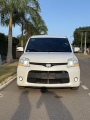 Toyota Sienta 1.5 FWD 2013 White for sale