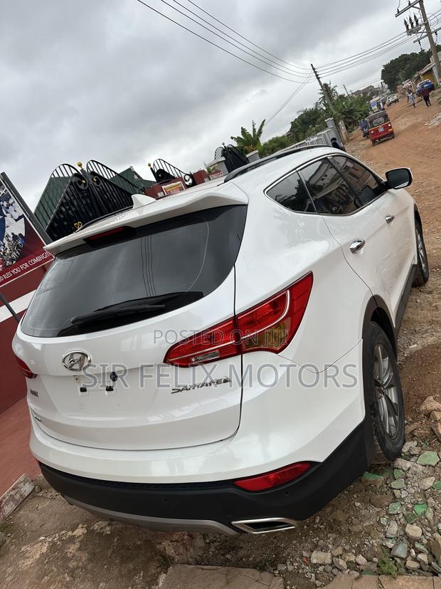 Hyundai Santa Fe Limited AWD 2016 White