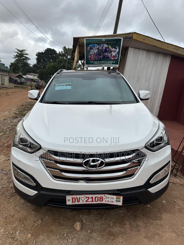 Hyundai Santa Fe Limited AWD 2016 White