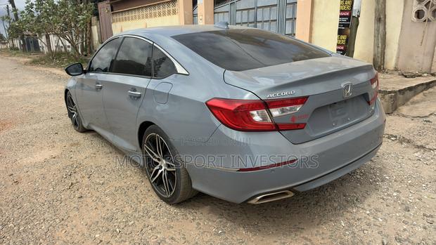 Honda Accord Touring 2018 Gray