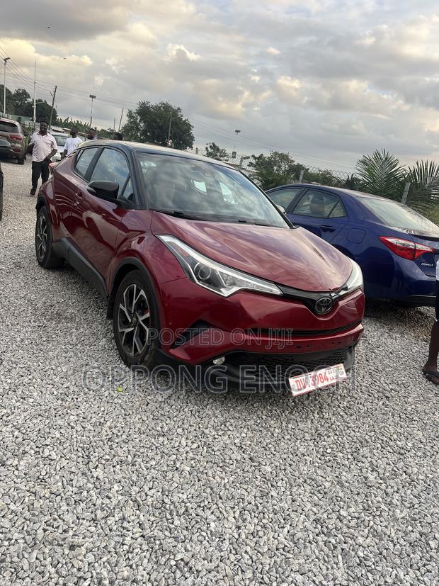 Toyota C-HR XLE FWD Sport Utility (2.0L 4cyl 2AM) 2018 Red