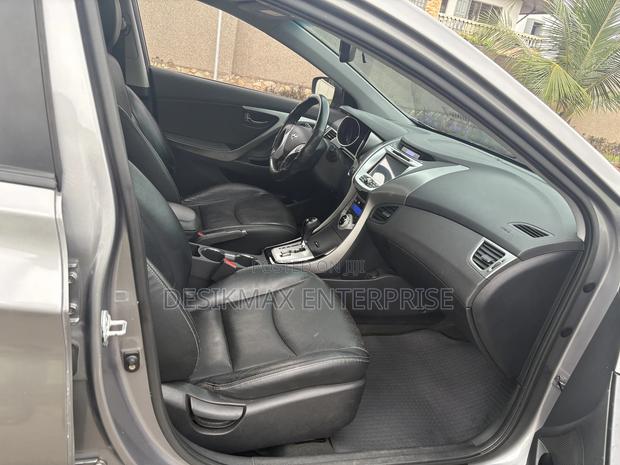 Hyundai Elantra 2015 Gray