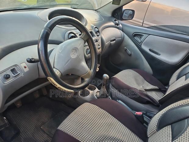 Toyota Echo Sedan 2005 Blue