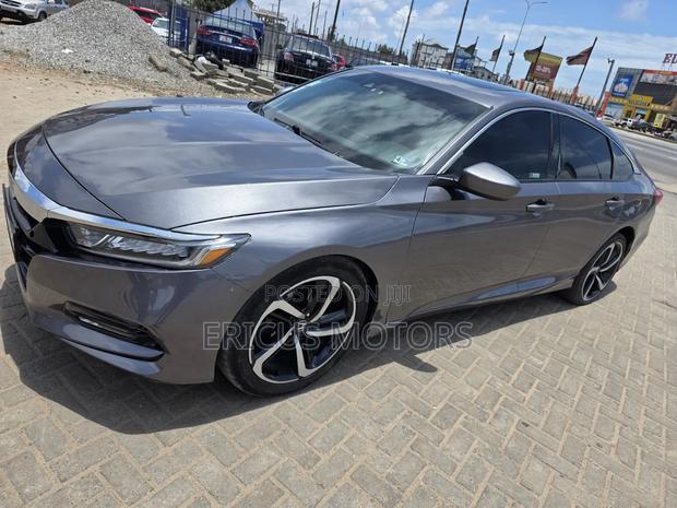 Honda Accord Sport (2.0L 4cyl Turbo 10A) 2019 Black